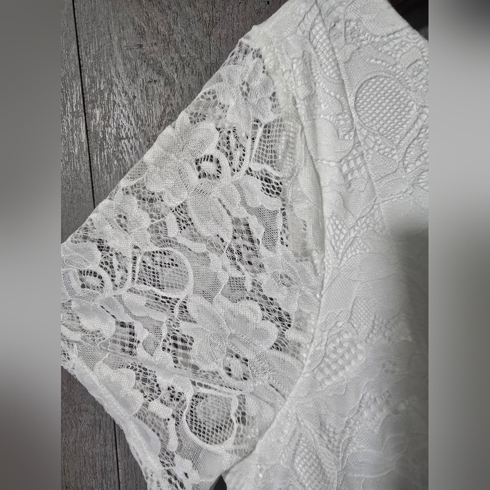 Ivory Lace Short Sleeve Fit & Flare Wedding Dress *NWT* - Picture 4 of 10
